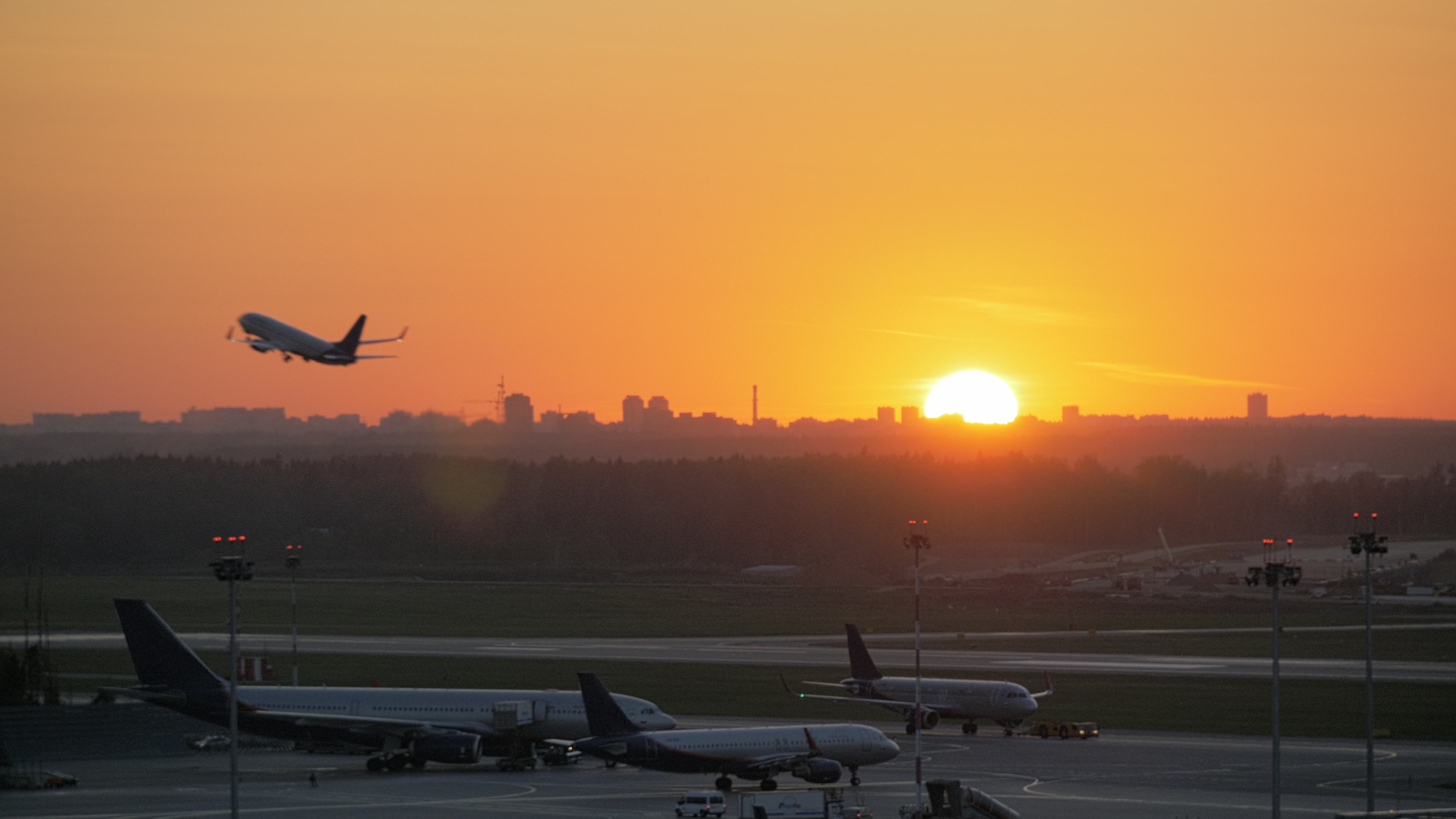Airport Expanding
