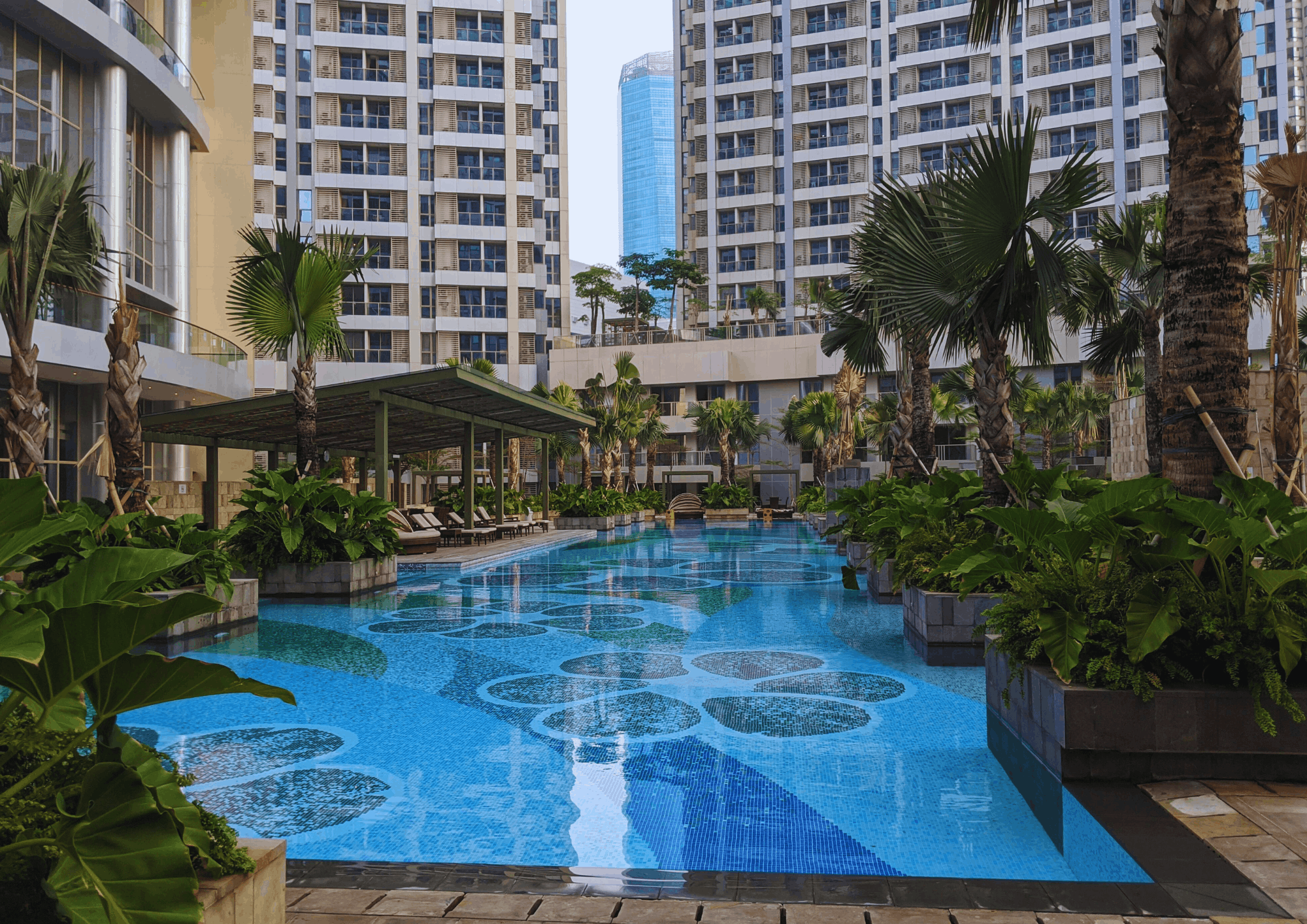 Resort Style Swimming Pool